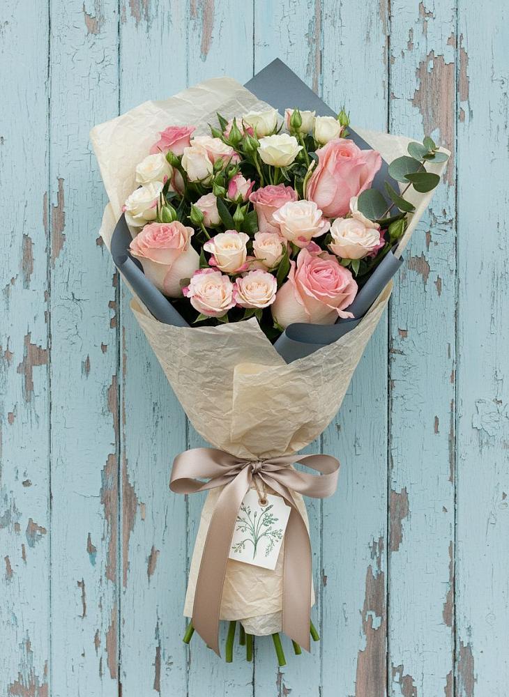 Букет цветов из: Розы в Мескер-Юрте