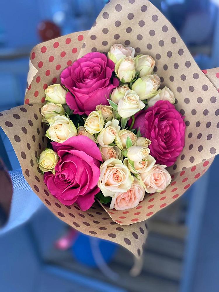 Букет цветов из: Розы в Мескер-Юрте