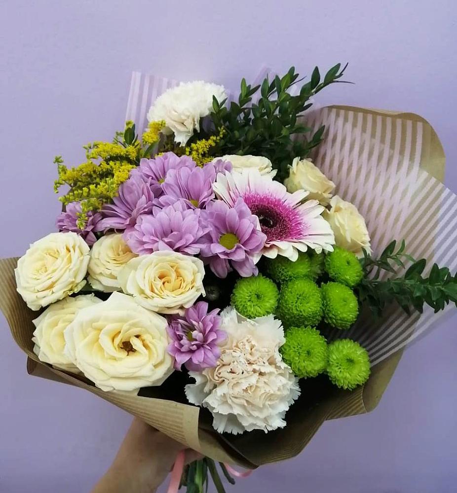 Букет цветов из: Хризантемы, Розы, Гвоздики и Герберы в Мескер-Юрте