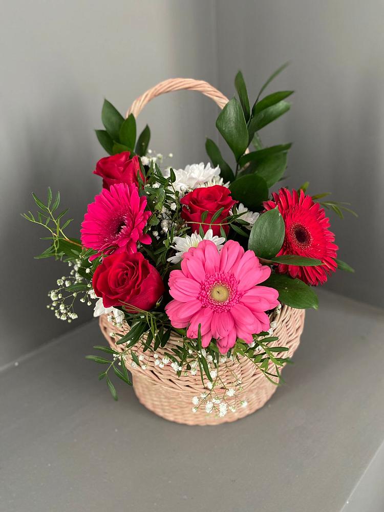 Цветочная композиция из Розы, Хризантемы и Герберы в корзине в Мескер-Юрте