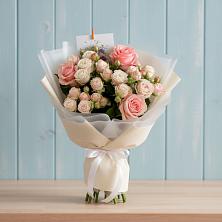 Букет цветов из:  Розы в Мескер-Юрте