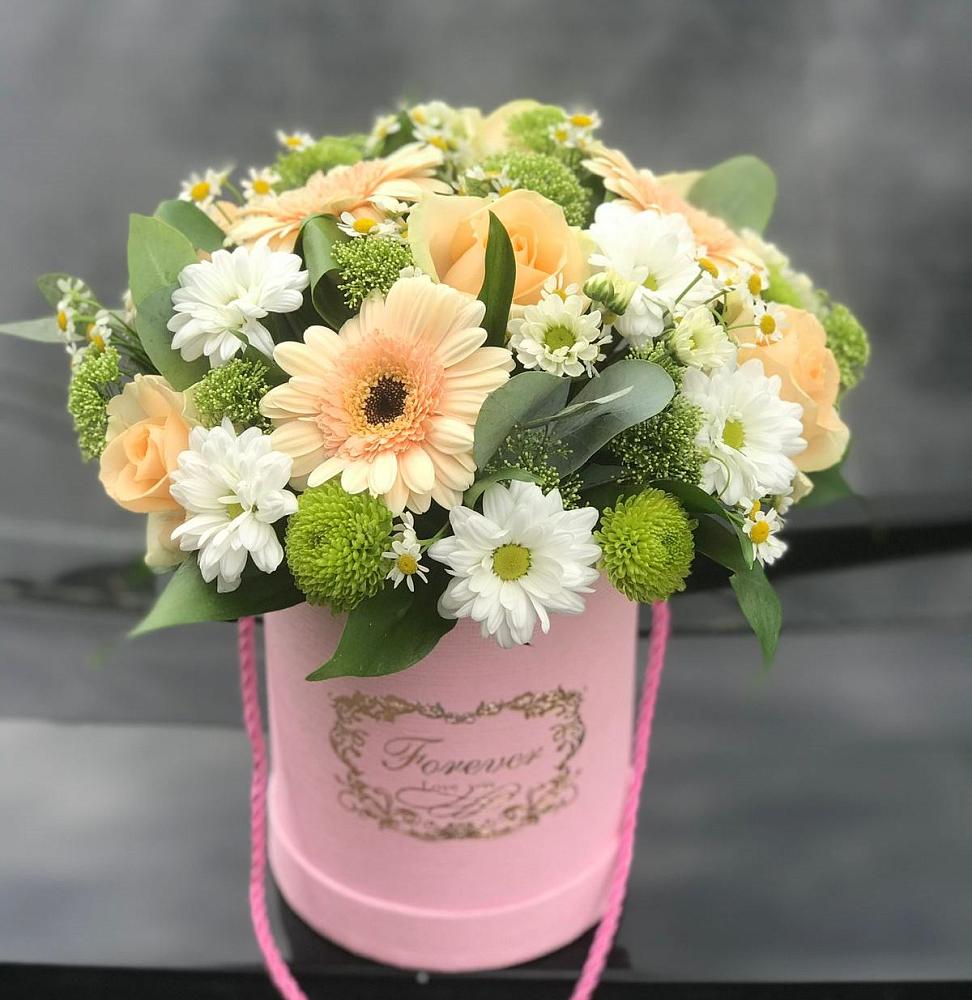 Цветочная композиция из Розы, Герберы и Хризантемы в шляпной коробке в Мескер-Юрте