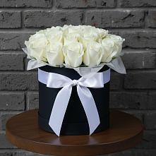 Цветочная композиция из Розы в шляпной коробке в Мескер-Юрте